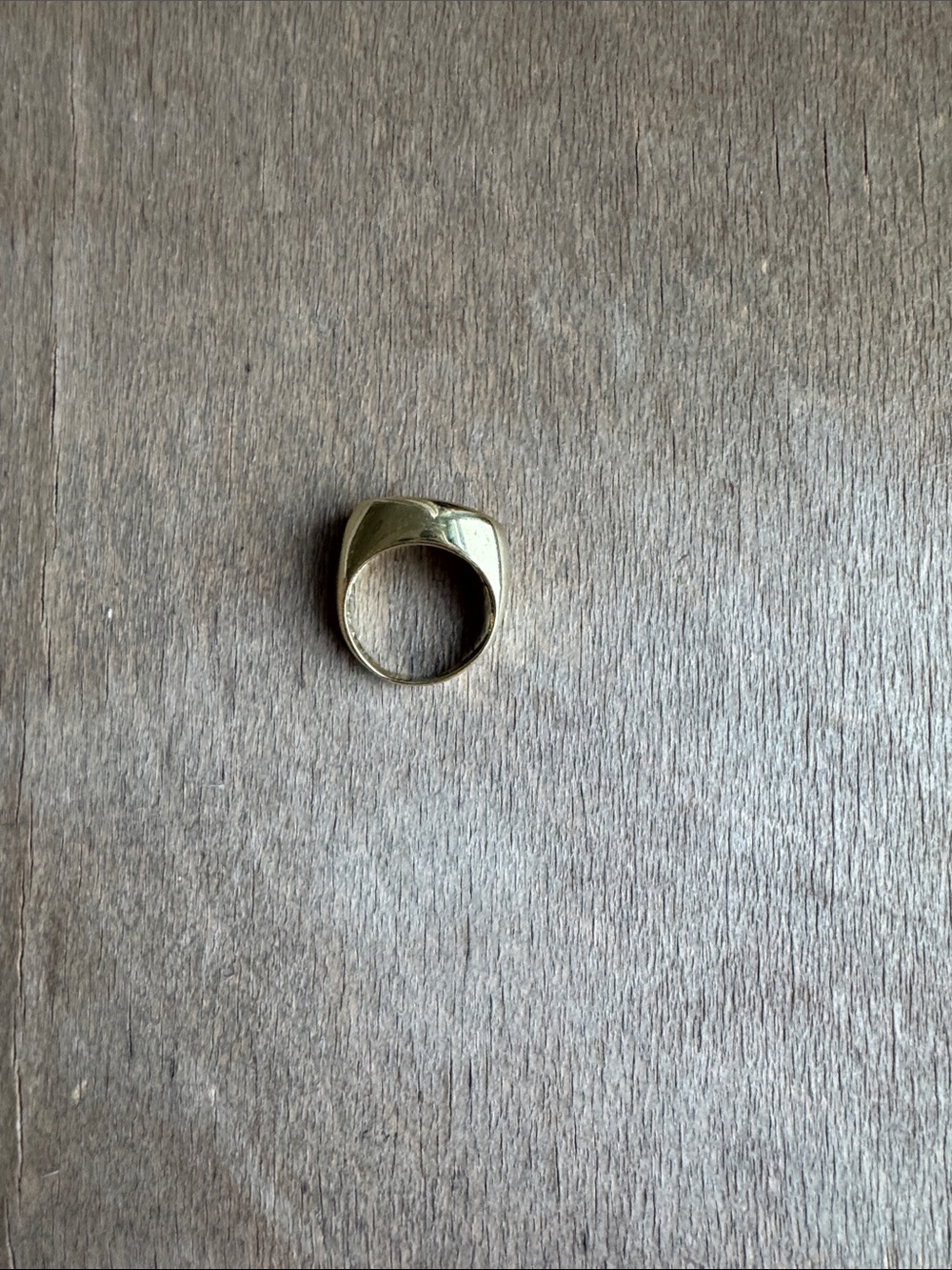 Gold and Diamond Vintage Ring - Picture 4 of 6